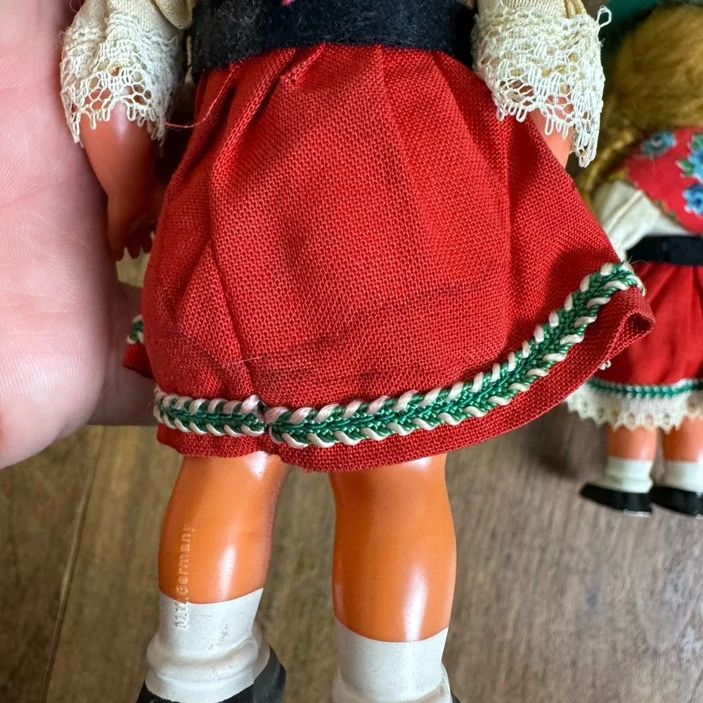 Vintage West Germany Boy & Girl Celluloid Winding Key‎ Dancing Dolls NO KEY